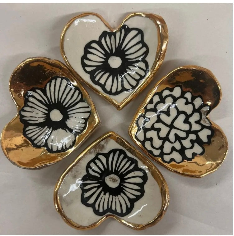 Hsieh Heart Floral and Gold Jewelry Dish