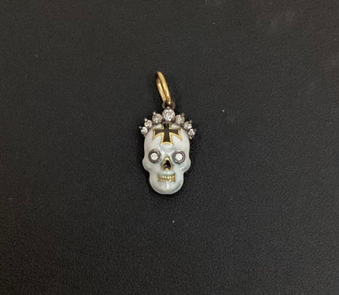 Erica Molinari tiara vitreous skull