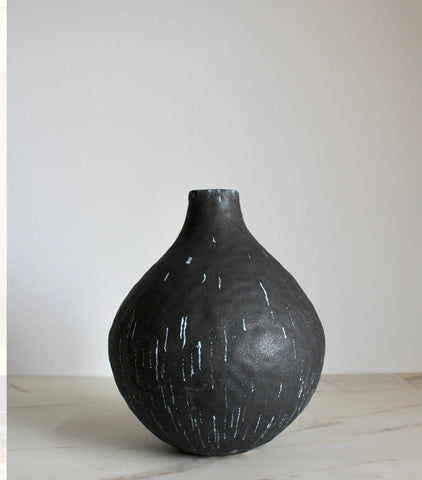 Speckled Black Droplet