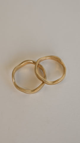 Halsted wavy ring
