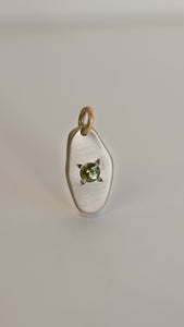 Halsted  WG drop pendent with MT sapphire