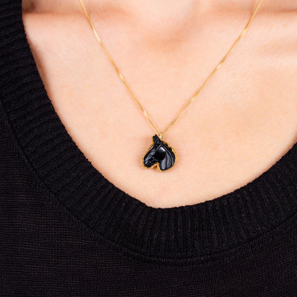 Horse pendant
