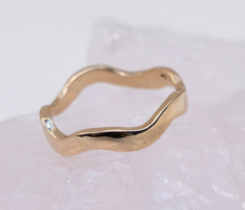 Halsted Gold Wavy Ring