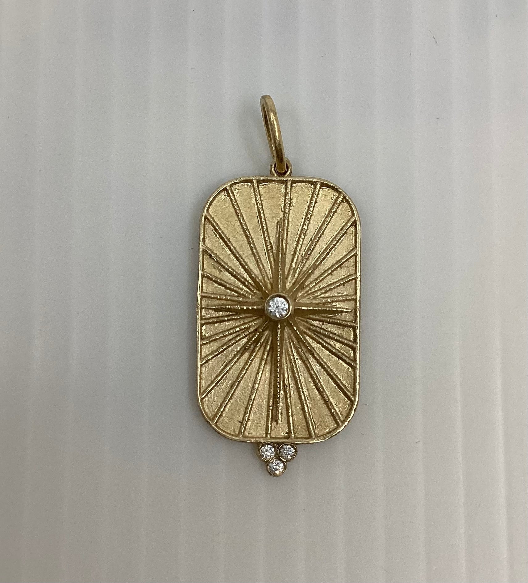 Erica Molinari large north star with diamond