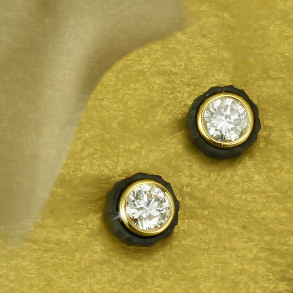 Chroma single Stone Stud Earring