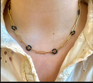 Ridge Paperclip Necklace
