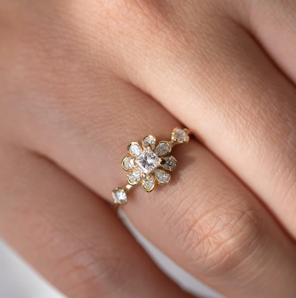 Flower Diamond Engagement Ring